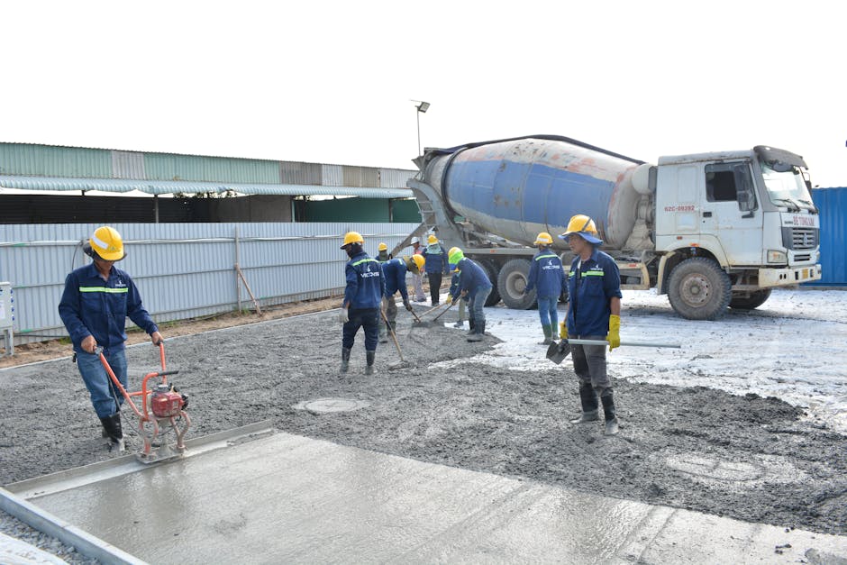 Travaux de cement screed laying