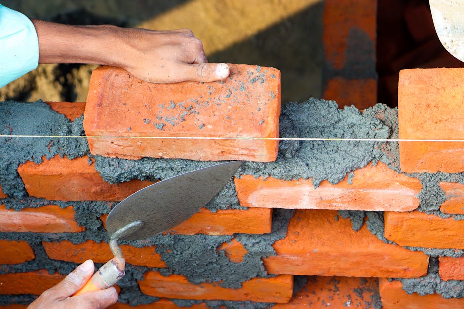 Travaux de bricklayer mortar trowel