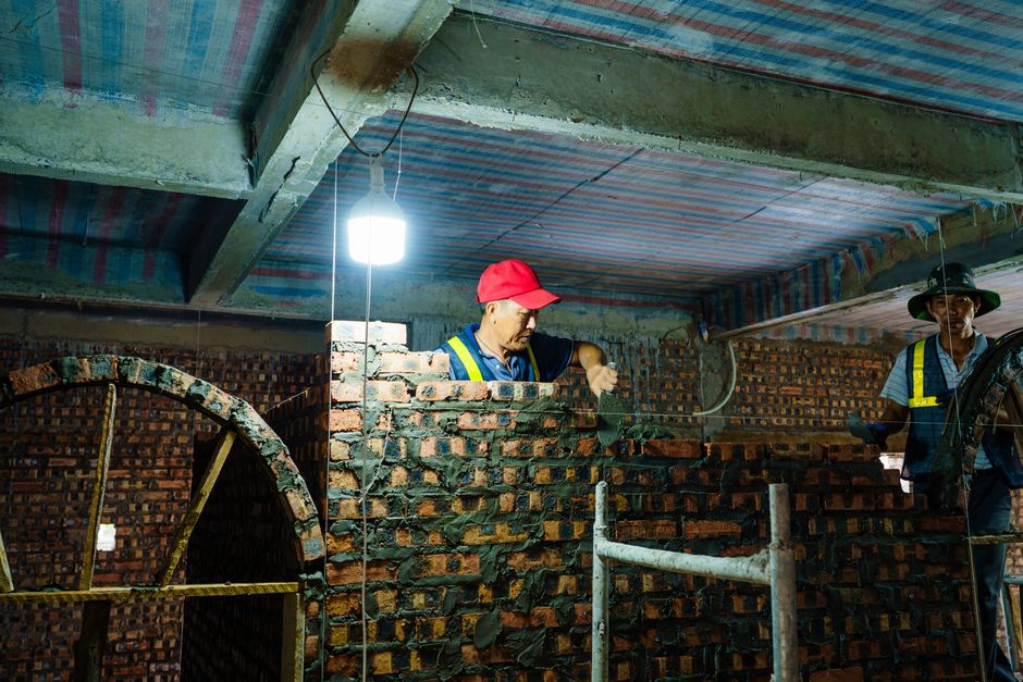 Travaux de bricklayer mortar trowel