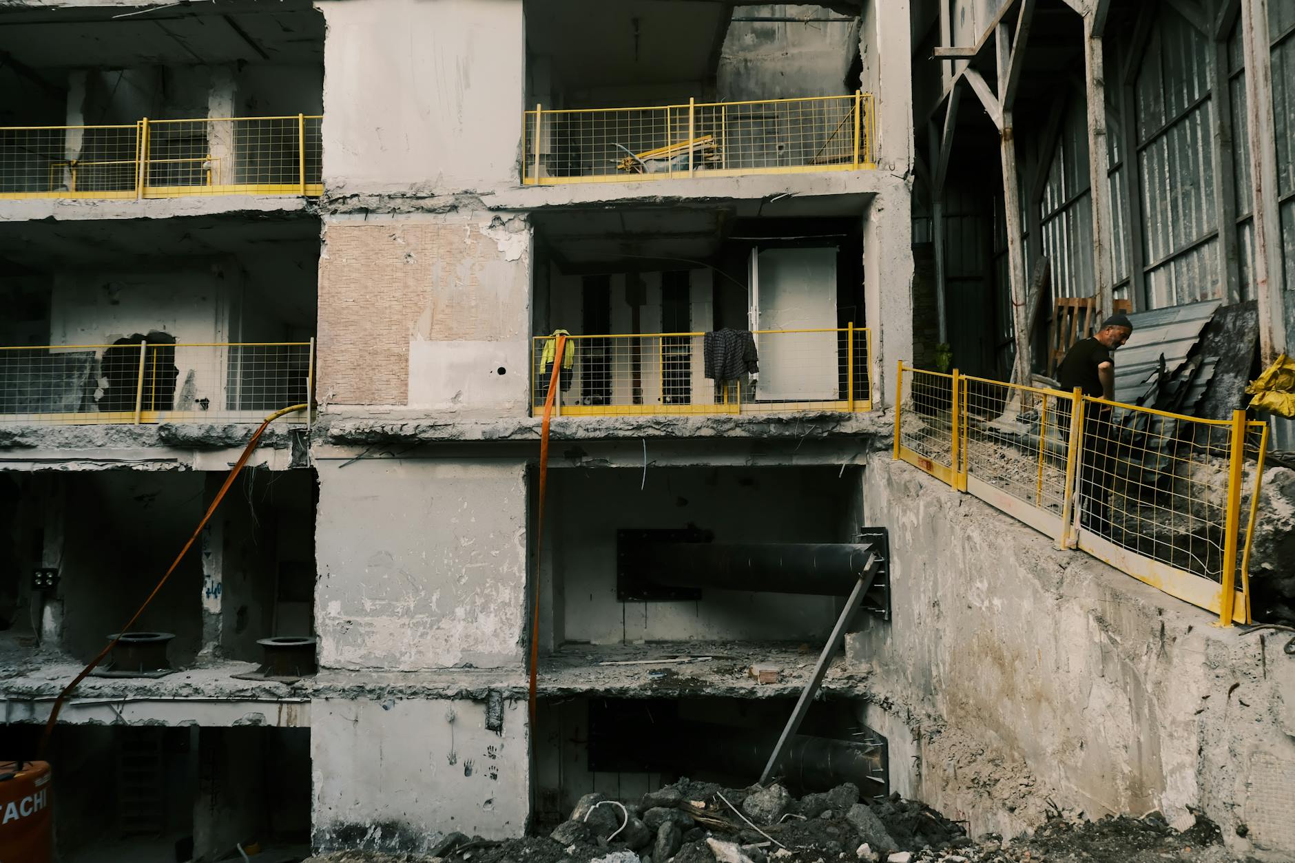 Prix dalle béton au m² : Tarifs détaillés et pièges à éviter