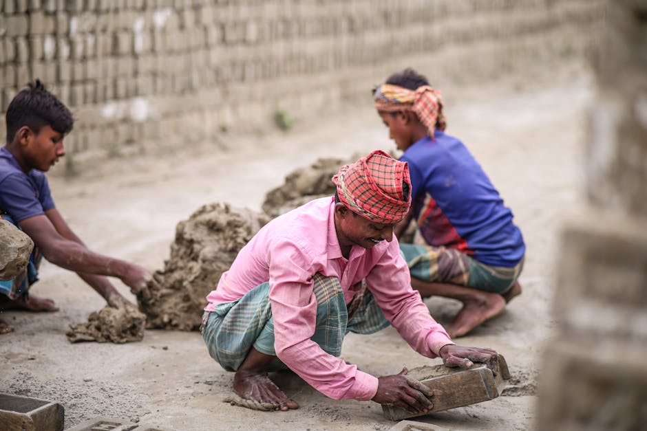 Travaux de bricklayer mortar trowel